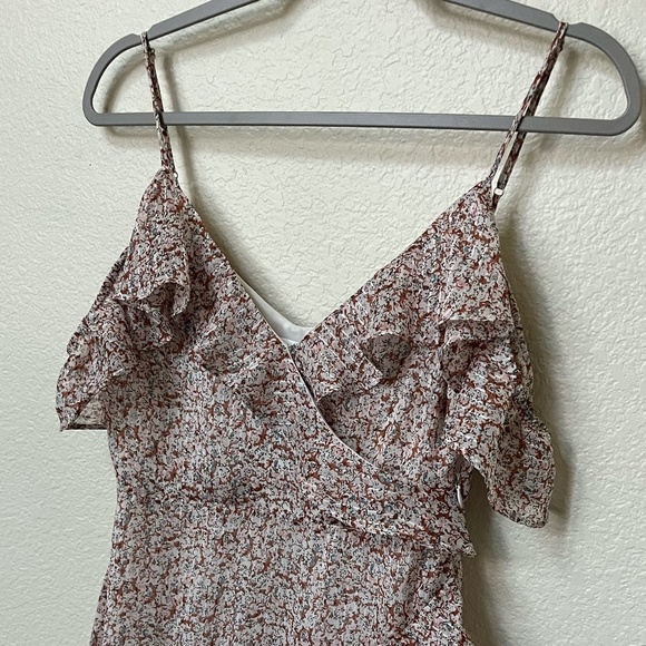 FLORET STUDIOS | Cold Shoulder Asymmetric Ruffle Dress In Rust-Cream | Size XS - Picture 3 of 10